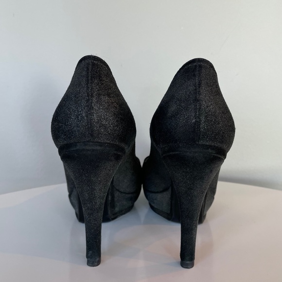 CHANEL CC Logo Metallic Suede Pumps Size 37 - Picture 6 of 16